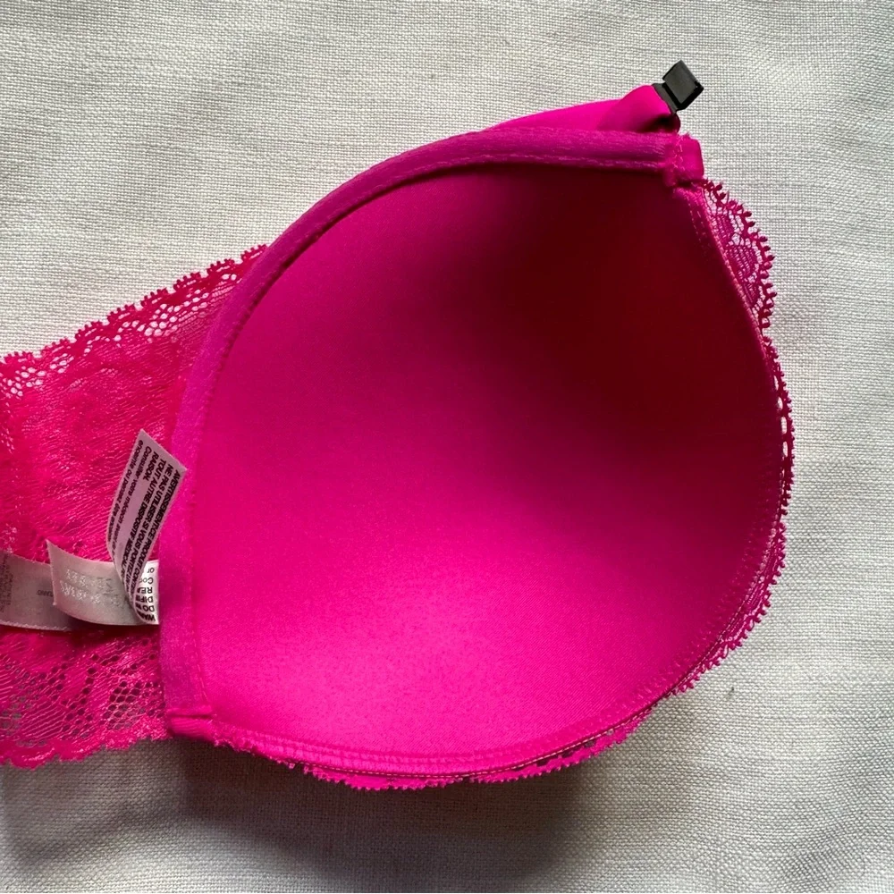 Victoria's Secret Hot Pink Push-up Strapless Bra 36 C 💖 - Picture 9 of 9